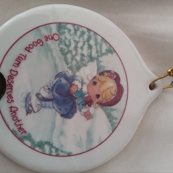 2001 PMI Double Sided Ceramic Ornament/ Vintage 1998 Christmas Around the World - Picture 5 of 7